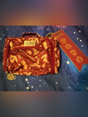 New Hogwarts essentials mini bag jujube